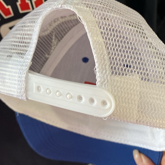 Atlanta BRAVES crewneck sweatshirt,and MLB/braves baseball cap bundle - Picture 10 of 10